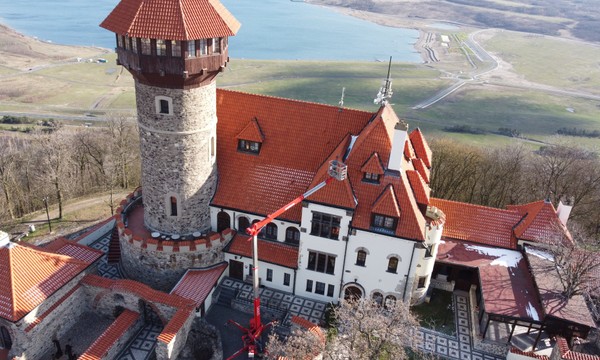 Oprava-strechy-hrad-hnevin.JPG